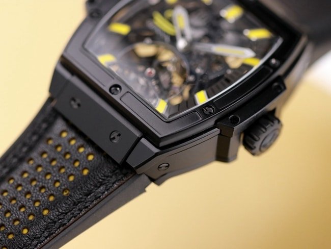 Hublot top-tier replica watch men's black dialrubber strap manual winding tourbillon mechanical MASTERPIECE series watch detail shots