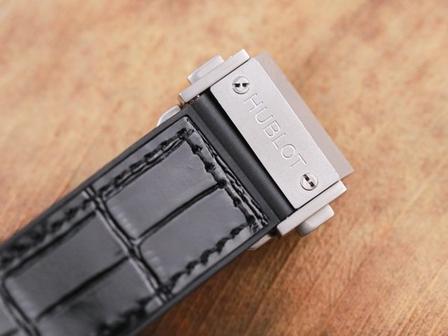 Hublot high-quality replica watch men's black dial black belt manual winding tourbillonMASTERPIECE series mechanical leather strap watch clasp picture