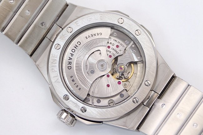 Chopardreplica watch men's white dialsteel bracelet Alpine Eagle ALPINE EAGLE series automatic movement watch movement picture