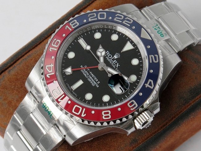 GS factory top-tier replicaRolex super a watch men's black dialsteel braceletGMT-Master type II GMT series watch front view