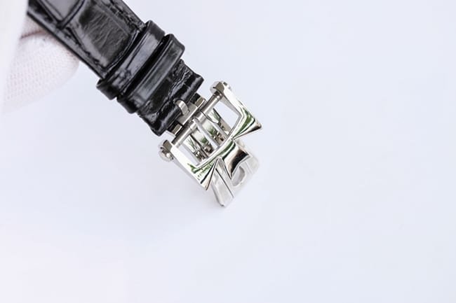top-tier replica watch Vacheron Constantin men's white dial black belt perpetual calendar multi-function heritage series mechanical watch clasp picture