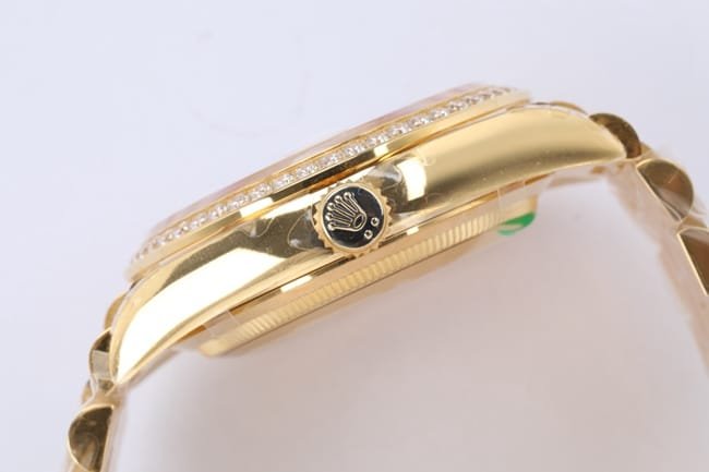EWtop-tier replica watch Rolex men's gold plate gold band automatic movementday displayDatejust watch side view