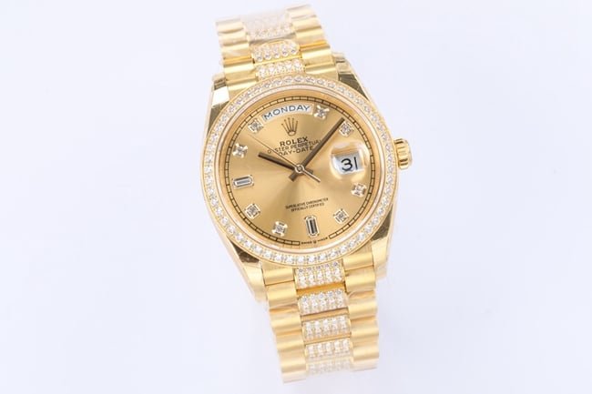 EWtop-tier replica watch Rolex men's gold plate gold band automatic movementday displayDatejust watch front view