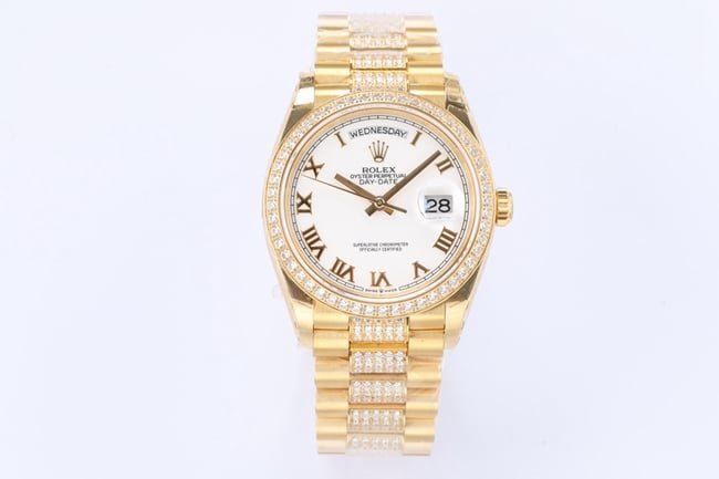Réplique mécanique haut de gamme EW Rolex pour hommes avec cadran blanc Day-Date 36 avec artisanat en diamants — detailed review and buying guide | Watch Replica Expert
