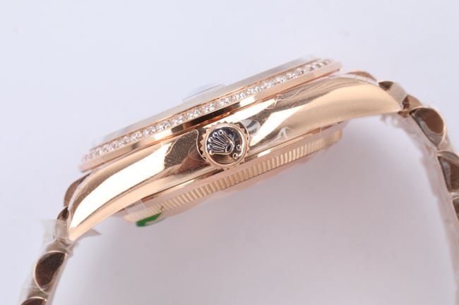 EW Factorytop-tier replica watch Rolex men's gold disc steel braceletday displayDatejust mechanical new watch side view