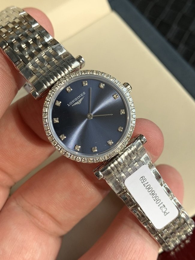 Top Replica Longines Damen Blue Plate Steel Strap La Grande Classique de Longines Quarzuhren mit echten Diamanten — luxury replica watch guide | Watch Replica Expert
