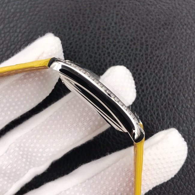 YFtop-tier replica watch Hermès white dial yellow belt quartzleather strap women's watch side view