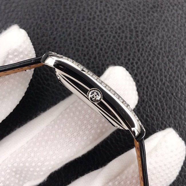 YF factory top-tier replica watch Hermès women's black dial black belt quartzleather strap watch side view