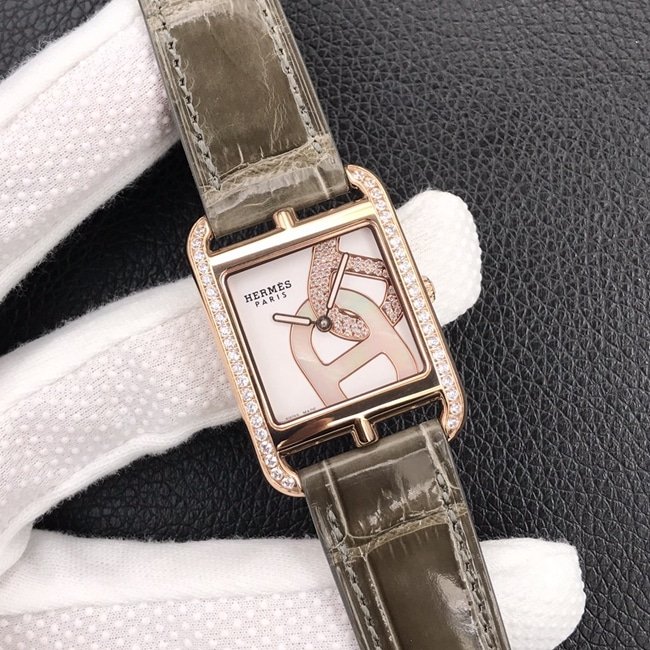 YF factory top replica watches Hermes women's white disk brown belt square steel belt quartz watch front view