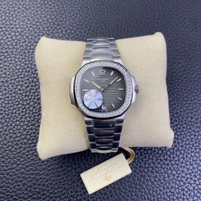 PF factory top-tier replicaPatek Philippe7018 sports elegant series women's Nautilus watch front view