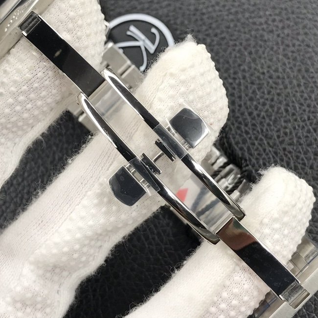 KL factory top-tier replica watch Longines men's white dialsteel bracelet famous series L2.628.4.78.6 automatic movement watch clasp picture