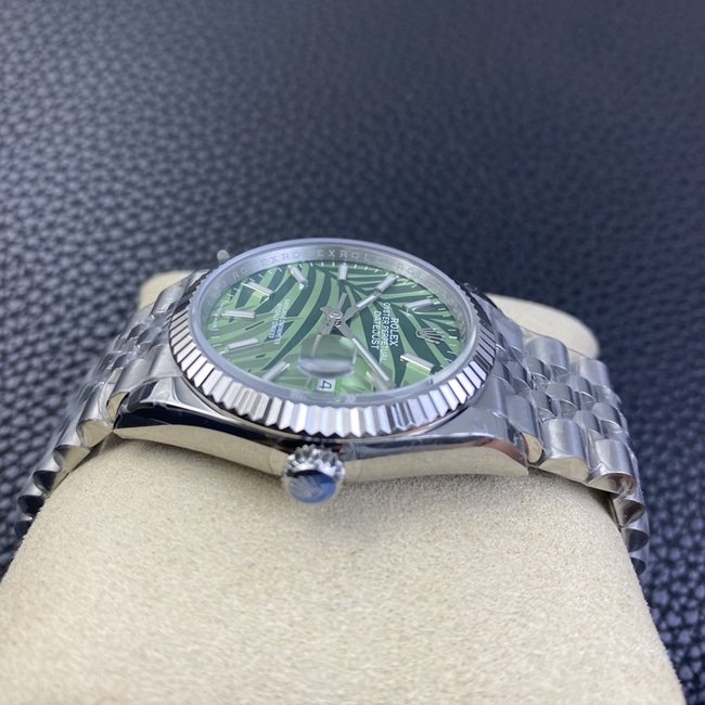 2021 top-tier replica watch Rolex log series 36mm new olive green jungle palm leaf pattern dial watch side view