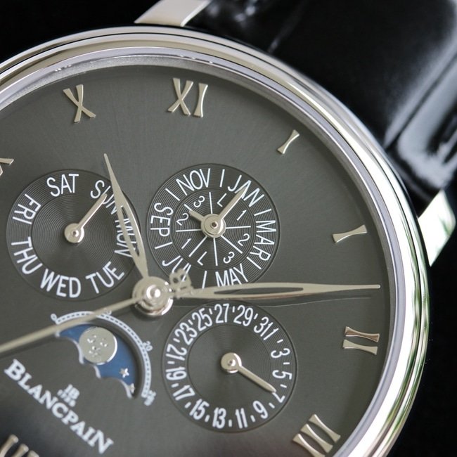 Blancpaintop-tier replica watch classic series 6656 automatic movement men's green dialleather strap watch detail shots