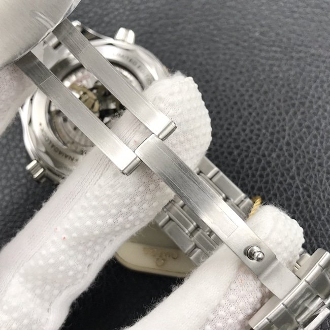 OR factory top-tier replicaOmega42mmSeamaster300m steel bracelet mechanical watch clasp picture