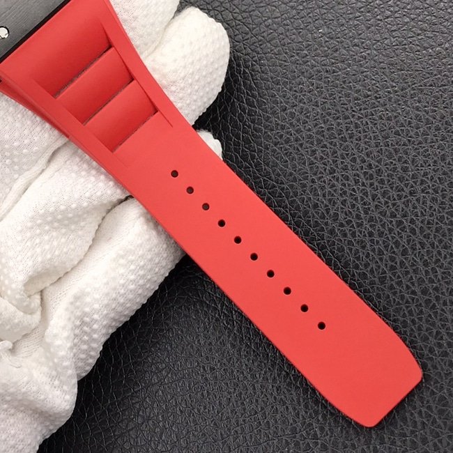 ZF Factory Top Replica Watches Richard Mille Men's Black Plate Red Rubber Band Automatic Mechanical Watch Belt Figure