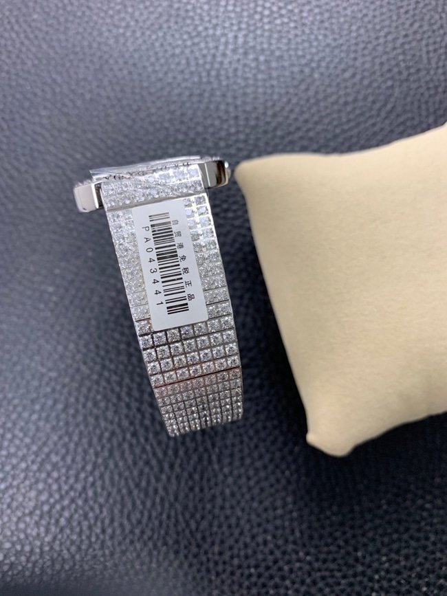 Top replica Piaget women's watch, white dial, steel band, Extraordinaire watch collection, full diamond starry sky watch clasp photo