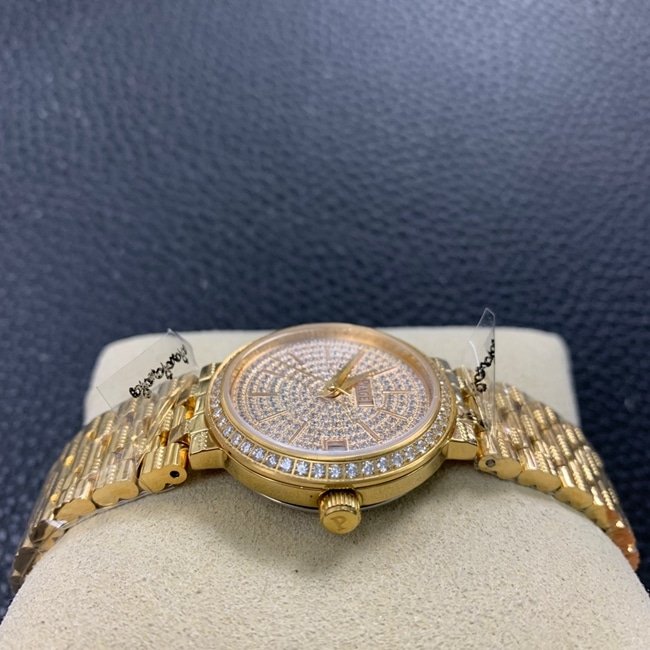 Top-tier replica watch Countess gold plate steel braceletquartz watch side view