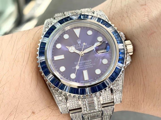 top-tier replica watch Rolex men's blue dialsteel braceletSubmariner type series fully automatic movement watch front view