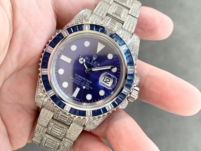 top-tier replica watch Rolex men's blue dialsteel braceletSubmariner type series fully automatic movement watch front view