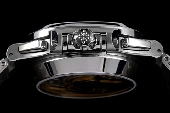 3K FactoryPatek Philippetop-tier replica watch Nautilus multifunctional chronograph men's white dialsteel bracelet watch side view
