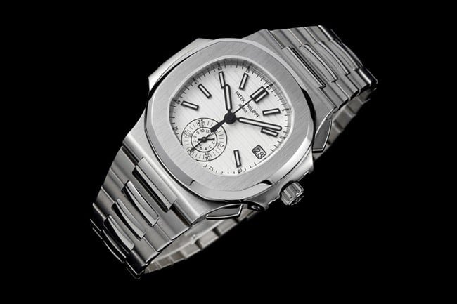 3K FactoryPatek Philippetop-tier replica watch Nautilus multifunctional chronograph men's white dialsteel bracelet watch front view