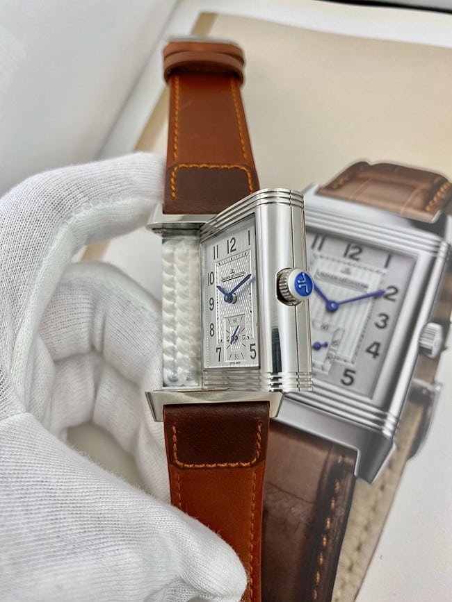 Jaeger-LeCoultretop-tier replica watch flip series manual winding white dial brown belt watch side view