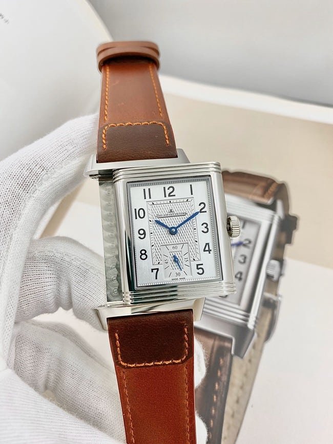 Jaeger-LeCoultretop-tier replica watch flip series manual winding white dial brown belt watch front view