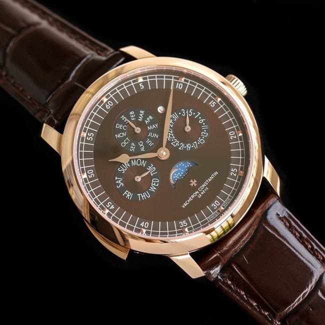 top-tier replica watch Vacheron Constantin men's brown plate brown belt Loft Craftsman series leather strap watch front view