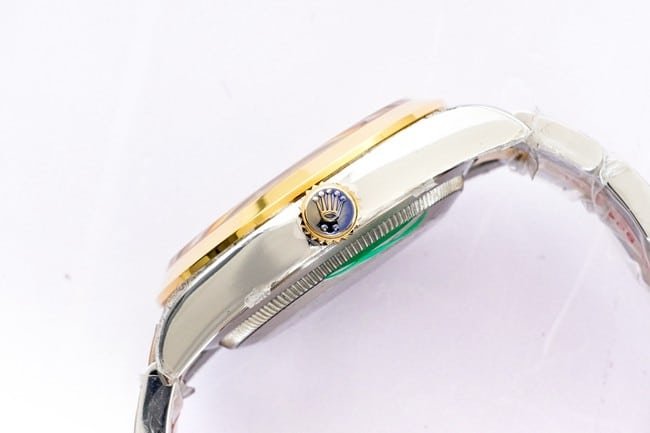 EW Factorytop-tier replicaRolex Explorer 36 series men's black dial gold band automatic movement watch side view
