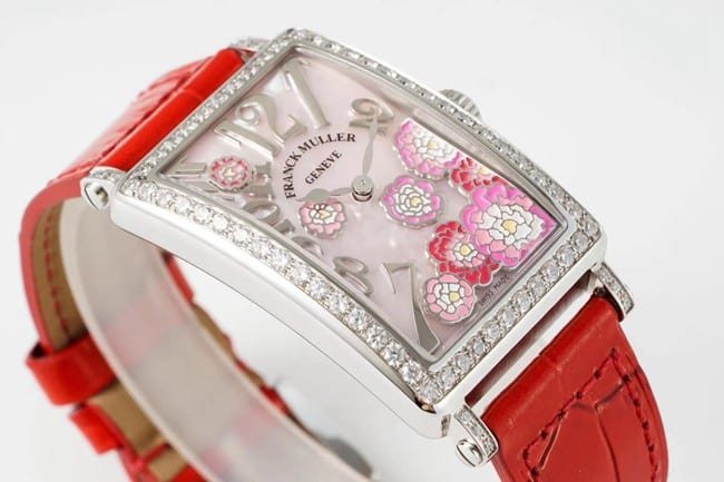 ZF Factory Frank Muller top-tier replica watch quartzLONG ISLAND series ladies white dial red band watch front view