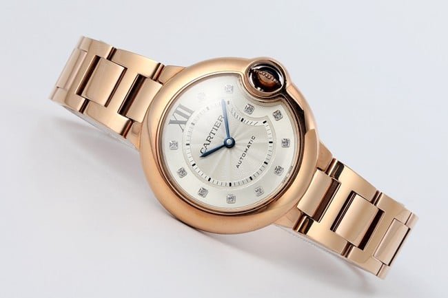 V6 factory Cartiertop-tier replica watch automatic movementsteel bracelet blue balloon series women's white dial watch front view