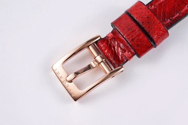 BV factory top-tier replica watch Bvlgari women's red plate red strap Serpenti series quartzleather strap watch clasp picture