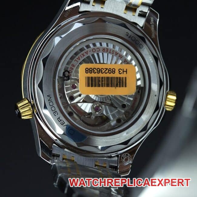 VS FactoryOmegatop-tier replica watch Seamaster series 300 gold steel bracelet ceramic bezel8800movement fully automatic movement watch movement picture