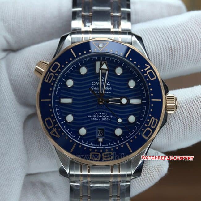 VS Omega Seamaster 300 1:1 Réplica de alta qualidade com moldura de cerâmica azul Relógio automático de aço de 42 mm modelo 210.20.42.20.03.001 — luxury replica watch guide | Watch Replica Expert