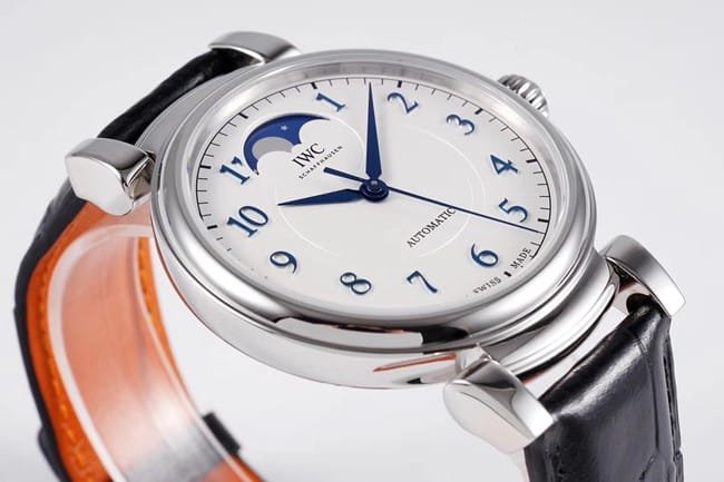 AI factory IWC top-tier replica hand expression Vinci classic moon phase men's black dial black belt mechanical watch detail shots