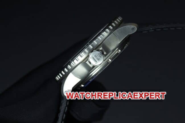 ZF FactoryBlancpain watch fifty fathoms top-tier replica men's black dial nylon strap mechanical movement side view