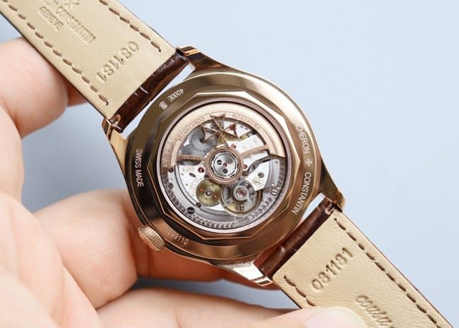 top-tier replicaVacheron Constantinhigh-quality replica men's white dial brown belt full date display series automatic movementleather strap watch movement picture