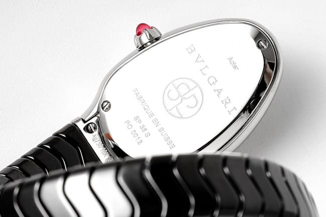 Bvlgaritop-tier replica watch women's black dialrubber strapquartz back cover picture