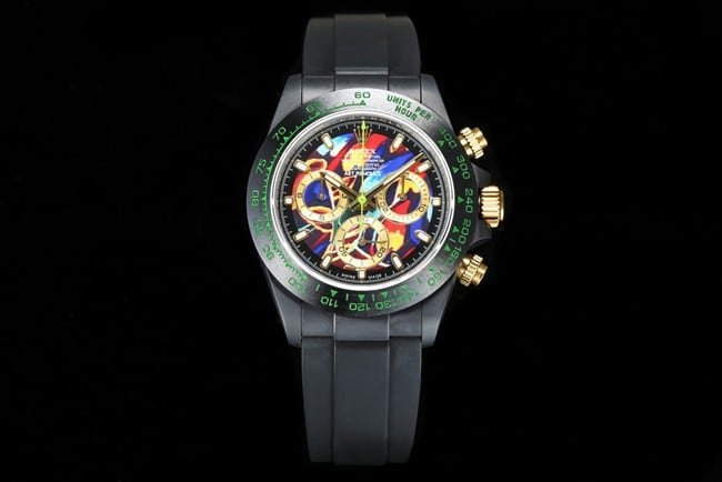 TW factory top-tier replicaRolex men's watch fully automatic movement men's gold plate rubber strap front view