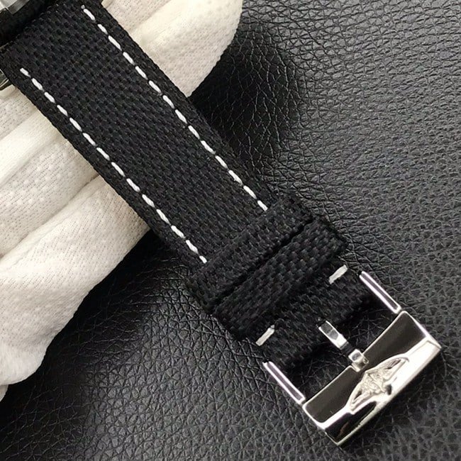 top-tier replicaBreitlingsuper clone watch fully automatic movement nylon strap men's black dial Avengers series clasp picture