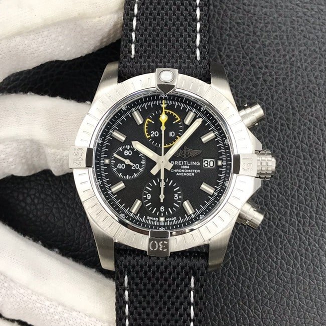 top-tier replica Breitling Avengers series automatic movement 43mm men's black dial nylon strap watch front view