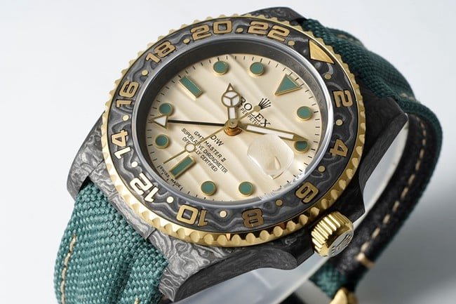 top-tierRolex watch GMT-Master type men's white dial green strap full automatic movement watch replica front view
