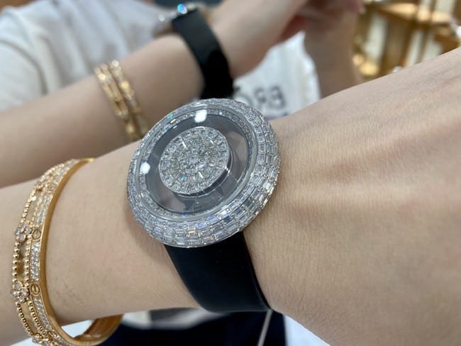 top-tier replica Jack Bao watch women's black dial black belt quartz front view