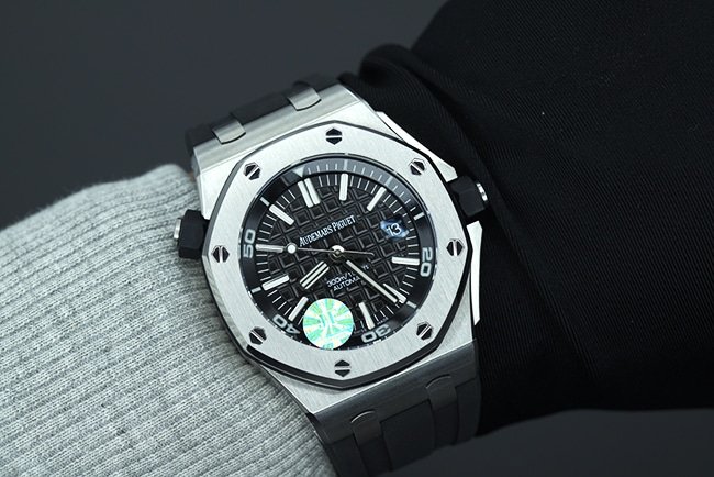 How is the quality of Audemars PiguetRoyal Oak15710ST.OO.A002CA.01? JF factory top-tier replica real shot analysis front view