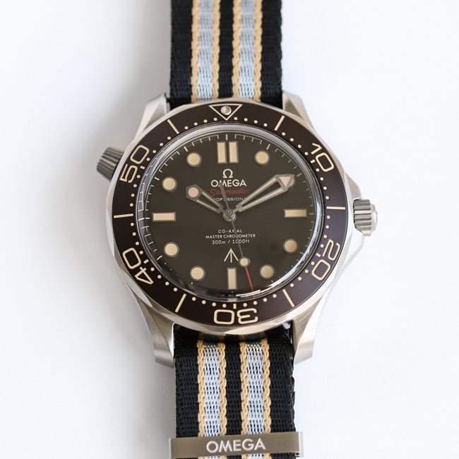 ODER Fabrik Omega Seamaster 1:1 Super A eloxierte Aluminiumlünette 007 Edition Diver 300M Uhr 210.92.42.20.01.001 — luxury replica watch guide | Watch Replica Expert