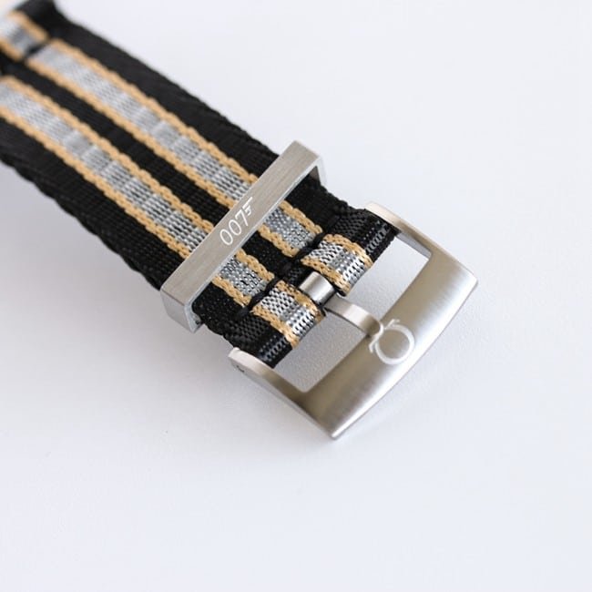 007 movie "No Time To Die" theme strap replica watch - "Seamaster Diver 300M 007 Edition" buckle diagram