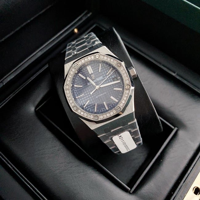 Audemars Piguet Royal Oak 37mm Diamond Bezel 1:1 Super Clone Women's Watch 15451ST.ZZ.1256ST.03 — luxury replica watch guide | Watch Replica Expert