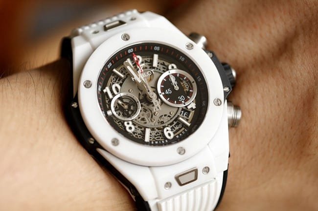 top-tier replica watch HublotBIG BANG series 411.NM.1170.RX white shell black dial jewelry watch front view