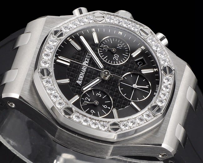 top-tier replica watch Audemars PiguetAudemars Piguet Royal Oak women's multifunctional chronograph black dial mechanical watch front view
