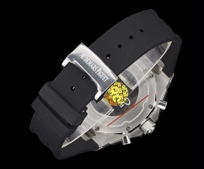 top-tier replica watch Audemars PiguetAudemars Piguet Royal Oak women's multifunctional chronograph black dial mechanical watch clasp picture